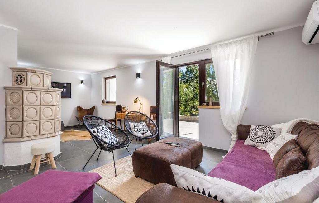 House Sara Villa Latin